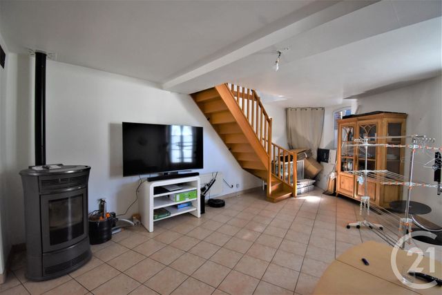 Maison à louer - 5 pièces - 119 m2 - Montjean - 53 - PAYS-DE-LOIRE