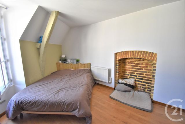 Maison à louer - 5 pièces - 119 m2 - Montjean - 53 - PAYS-DE-LOIRE