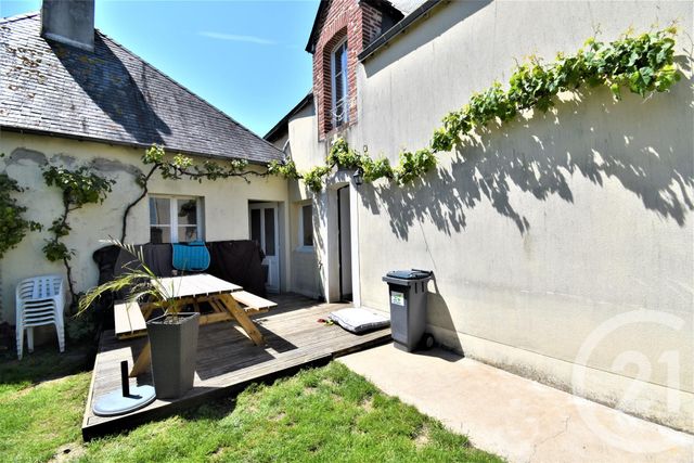 Maison à louer - 5 pièces - 119 m2 - Montjean - 53 - PAYS-DE-LOIRE