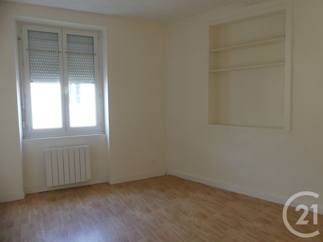 Maison à louer - 2 pièces - 66,59 m2 - Cosse Le Vivien - 53 - PAYS-DE-LOIRE