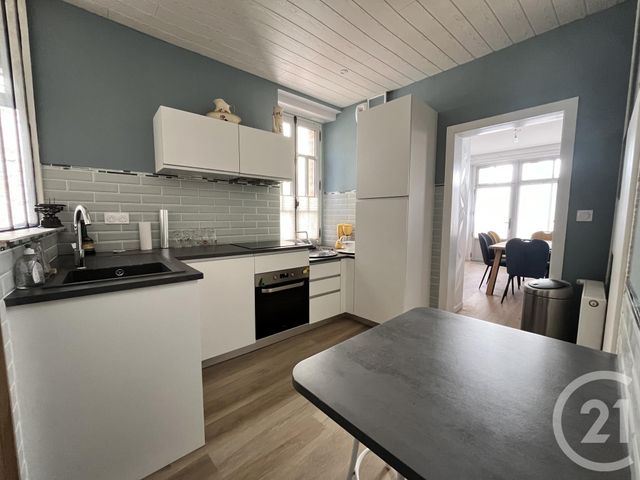 Maison à vendre - 3 pièces - 77 m2 - Vitre - 35 - BRETAGNE