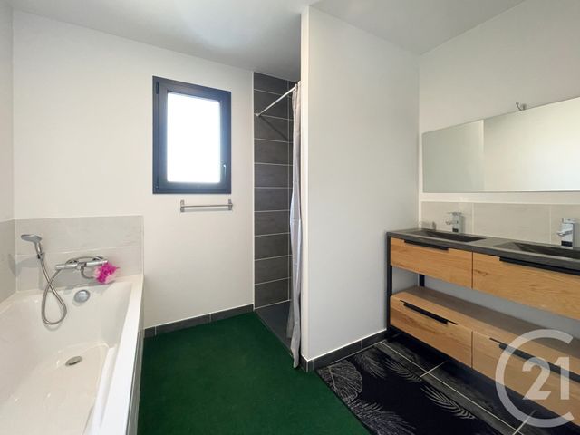 Afficher la photo en grand Maison à vendre - 7 pièces - 115,75 m2 - Chateau Gontier - 53 - PAYS-DE-LOIRE