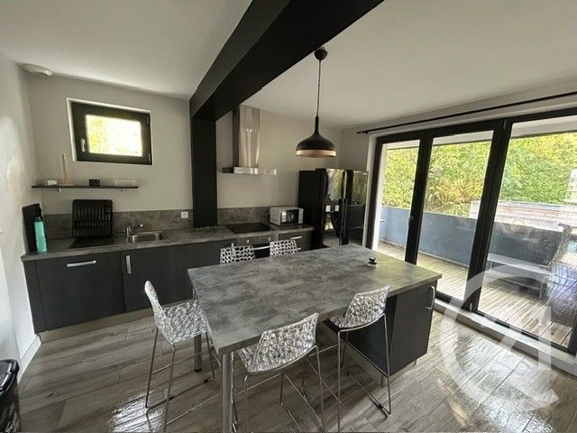 Appartement F4 à louer - 4 pièces - 83,40 m2 - Laval - 53 - PAYS-DE-LOIRE