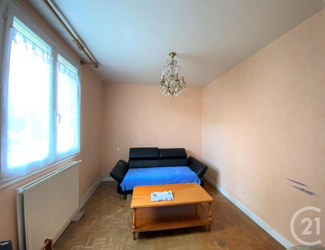 Afficher la photo en grand Appartement T3 à vendre - 3 pièces - 63,49 m2 - St Berthevin - 53 - PAYS-DE-LOIRE