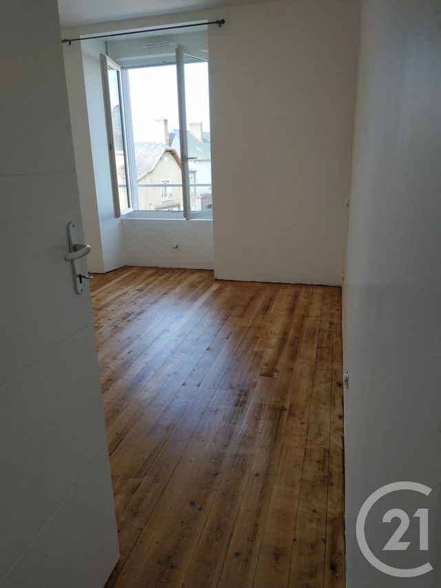 Afficher la photo en grand Maison à louer - 4 pièces - 82,27 m2 - Cosse Le Vivien - 53 - PAYS-DE-LOIRE