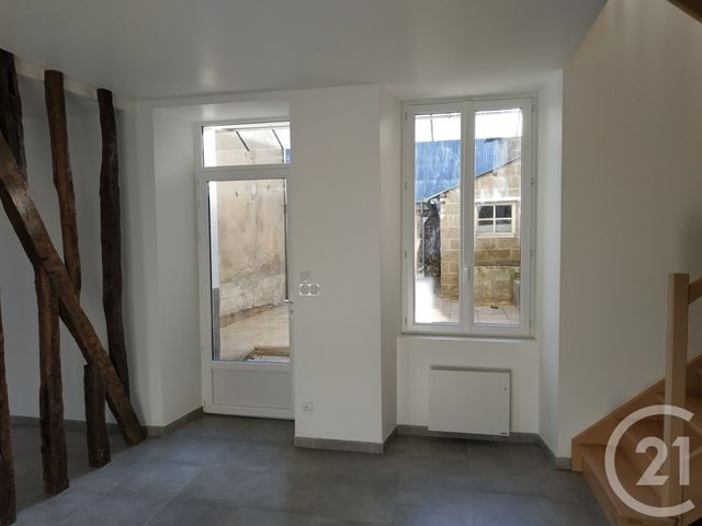 Afficher la photo en grand Maison à louer - 4 pièces - 82,27 m2 - Cosse Le Vivien - 53 - PAYS-DE-LOIRE