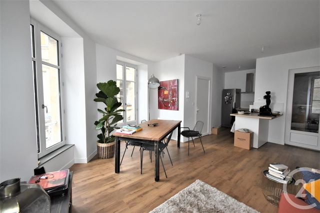Appartement F3 à louer - 3 pièces - 53,54 m2 - Laval - 53 - PAYS-DE-LOIRE