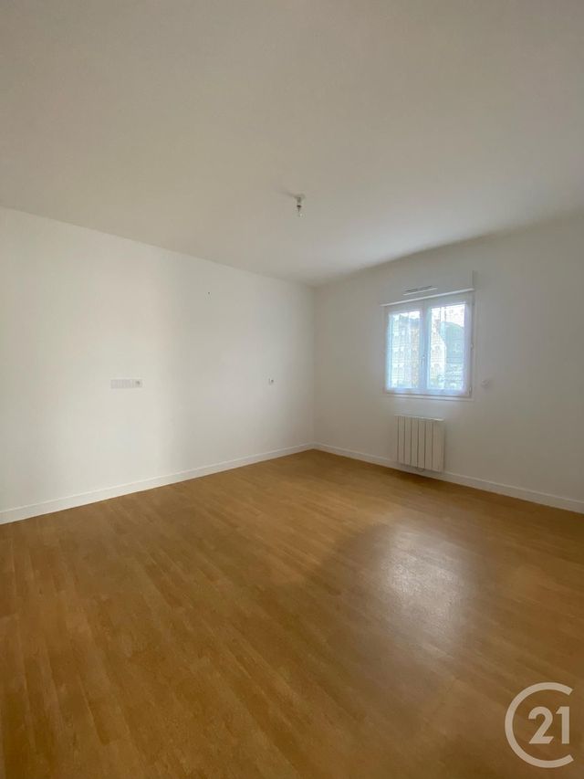 Maison à louer - 3 pièces - 66 m2 - Ballots - 53 - PAYS-DE-LOIRE