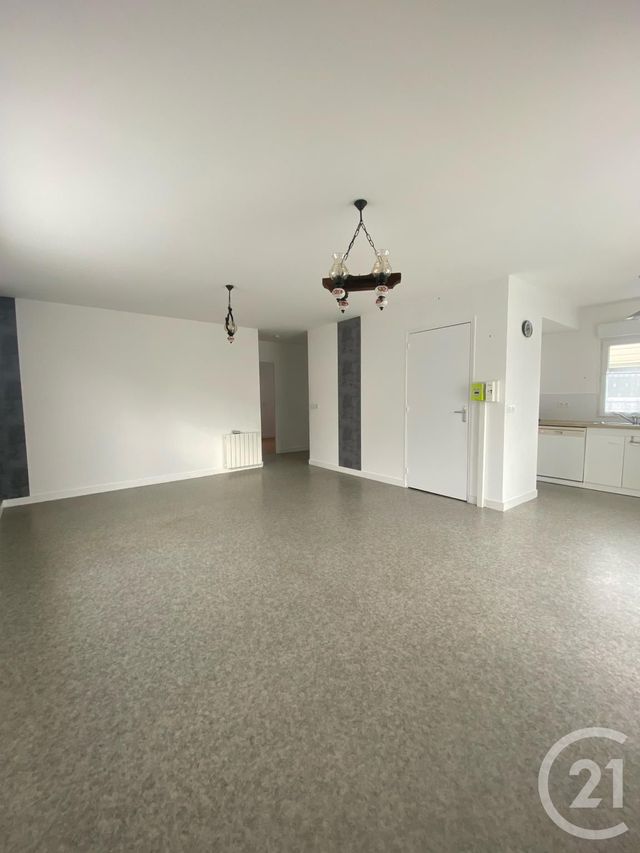 Maison à louer - 3 pièces - 66 m2 - Ballots - 53 - PAYS-DE-LOIRE