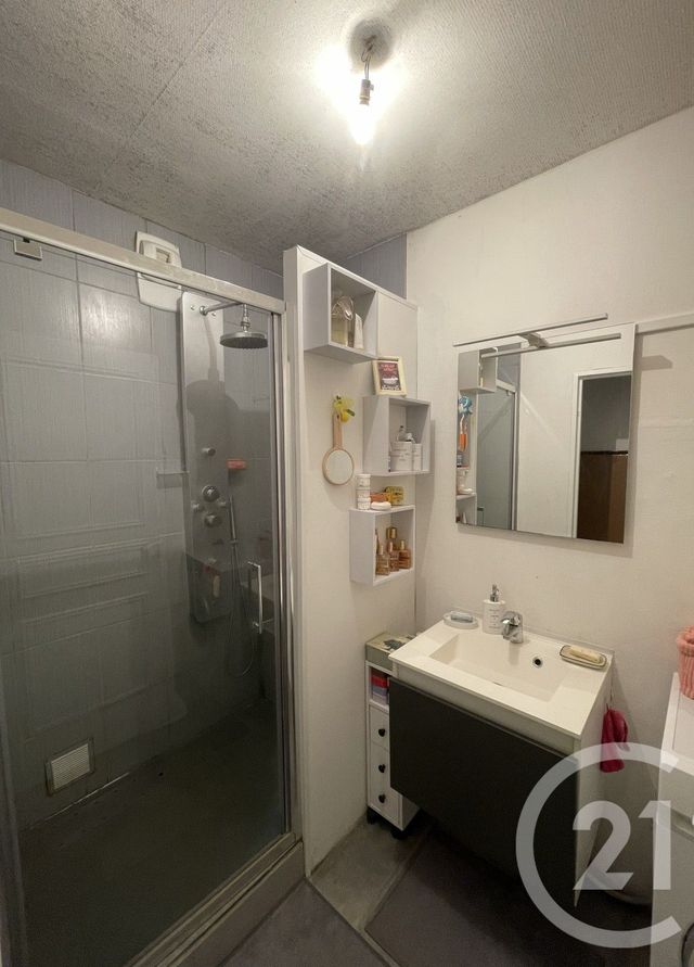 Appartement T4 à vendre - 4 pièces - 78,31 m2 - Laval - 53 - PAYS-DE-LOIRE