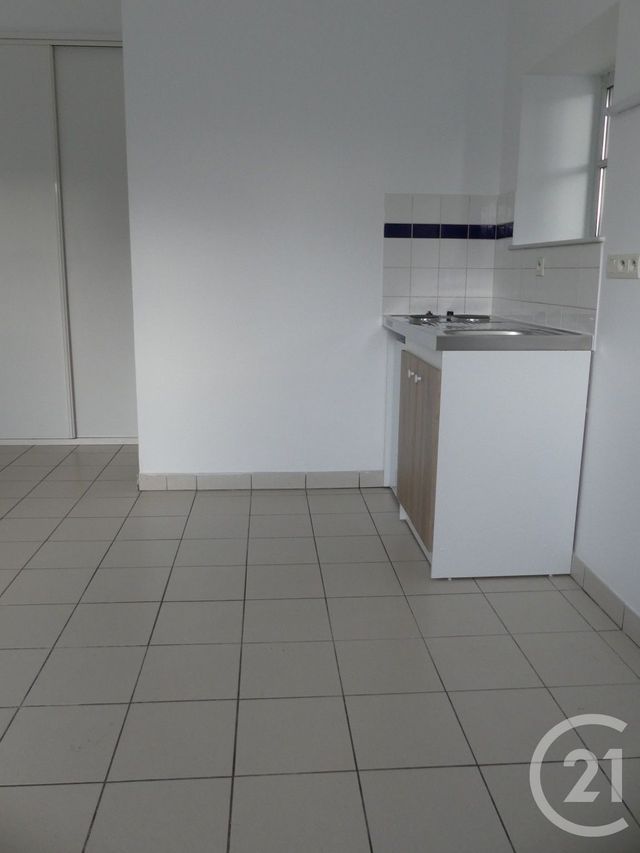 Appartement F2 à louer - 2 pièces - 31,73 m2 - Laval - 53 - PAYS-DE-LOIRE