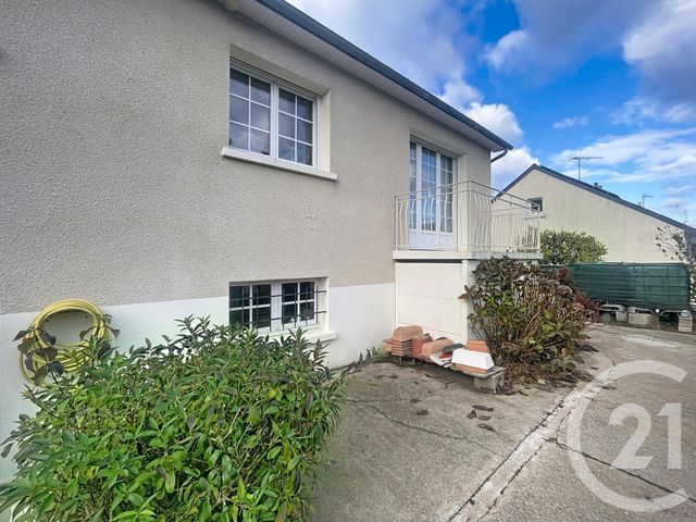 Maison à vendre - 5 pièces - 89,30 m2 - Quelaines St Gault - 53 - PAYS-DE-LOIRE