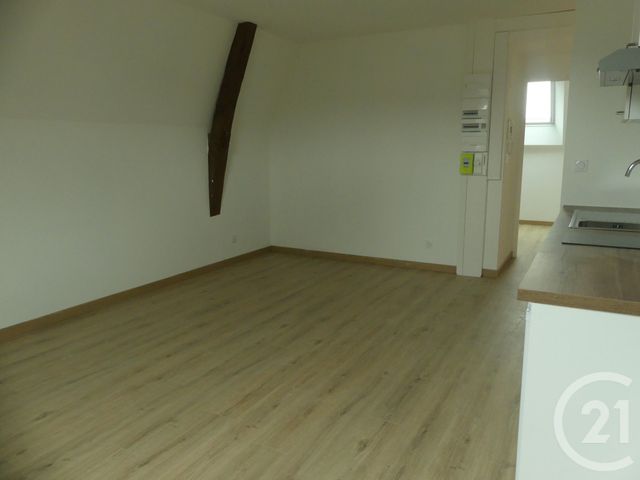 Appartement T2 à louer - 2 pièces - 34,77 m2 - St Berthevin - 53 - PAYS-DE-LOIRE