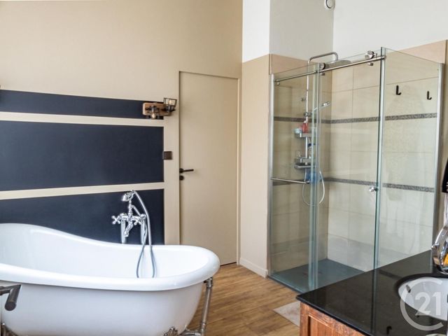 Maison &agrave; vendre - 7 pi&egrave;ces - 394 m2 - L Huisserie - 53 - PAYS-DE-LOIRE