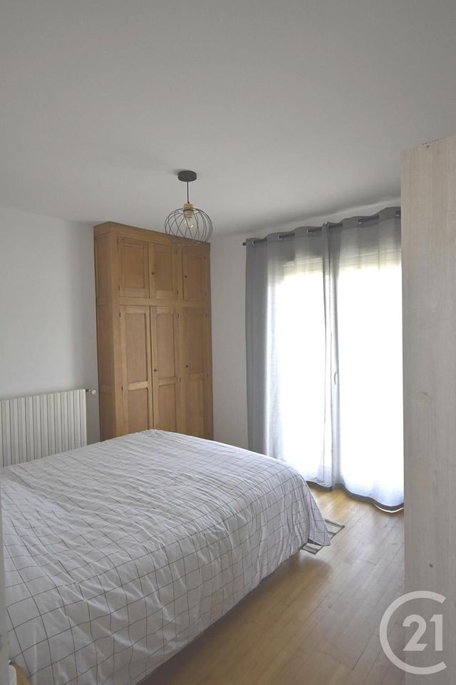 Maison &agrave; louer - 4 pi&egrave;ces - 81 m2 - Laval - 53 - PAYS-DE-LOIRE