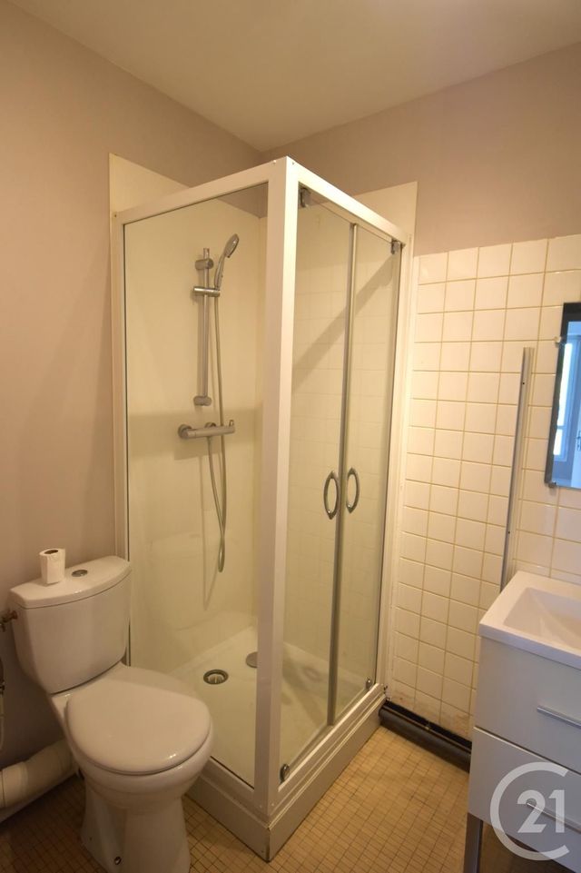 Appartement T1 &agrave; louer - 1 pi&egrave;ce - 23,01 m2 - Laval - 53 - PAYS-DE-LOIRE