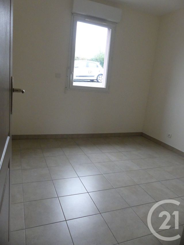 Maison &agrave; louer - 4 pi&egrave;ces - 83,05 m2 - Change - 53 - PAYS-DE-LOIRE