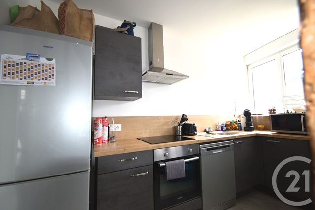 Maison &agrave; louer - 4 pi&egrave;ces - 87,31 m2 - Cosse Le Vivien - 53 - PAYS-DE-LOIRE