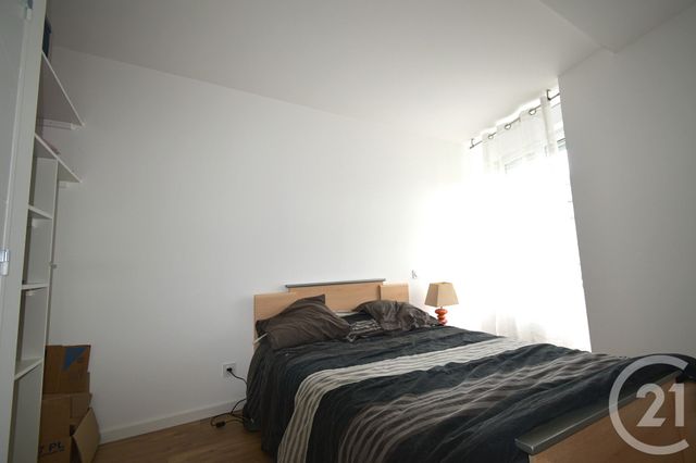 Maison &agrave; louer - 4 pi&egrave;ces - 87,31 m2 - Cosse Le Vivien - 53 - PAYS-DE-LOIRE