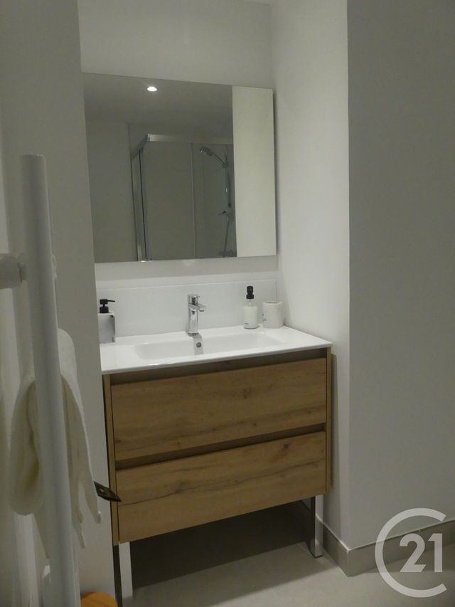 Appartement T1 &agrave; louer - 2 pi&egrave;ces - 34,72 m2 - Laval - 53 - PAYS-DE-LOIRE