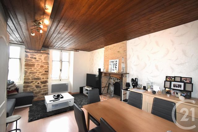 Maison &agrave; louer - 3 pi&egrave;ces - 63,97 m2 - Chailland - 53 - PAYS-DE-LOIRE