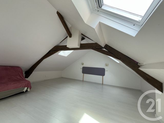 Maison &agrave; louer - 3 pi&egrave;ces - 63,97 m2 - Chailland - 53 - PAYS-DE-LOIRE