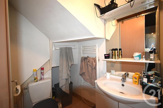 Maison &agrave; louer - 3 pi&egrave;ces - 63,97 m2 - Chailland - 53 - PAYS-DE-LOIRE