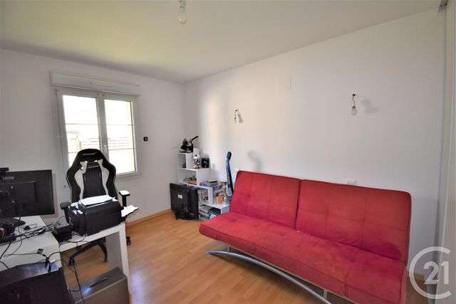 Maison &agrave; louer - 3 pi&egrave;ces - 88 m2 - Bazougers - 53 - PAYS-DE-LOIRE