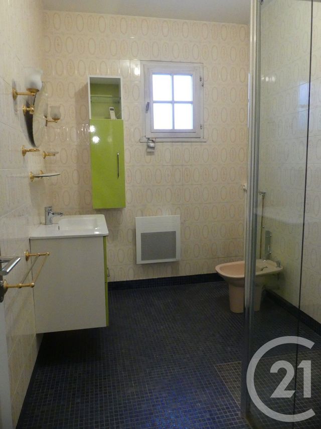 Maison &agrave; louer - 4 pi&egrave;ces - 110 m2 - St Berthevin - 53 - PAYS-DE-LOIRE