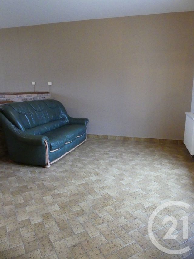 Maison &agrave; louer - 4 pi&egrave;ces - 110 m2 - St Berthevin - 53 - PAYS-DE-LOIRE