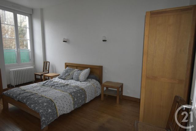 Appartement F3 &agrave; louer - 3 pi&egrave;ces - 73,16 m2 - Craon - 53 - PAYS-DE-LOIRE