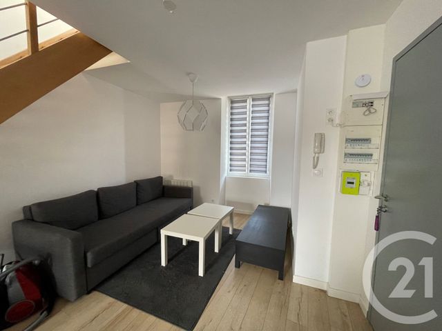 Appartement T2 &agrave; louer - 2 pi&egrave;ces - 48 m2 - St Berthevin - 53 - PAYS-DE-LOIRE