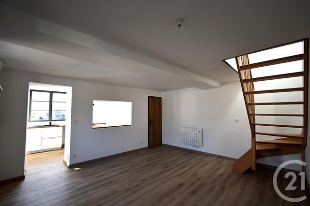 Maison &agrave; louer - 2 pi&egrave;ces - 42,42 m2 - Nuille Sur Vicoin - 53 - PAYS-DE-LOIRE