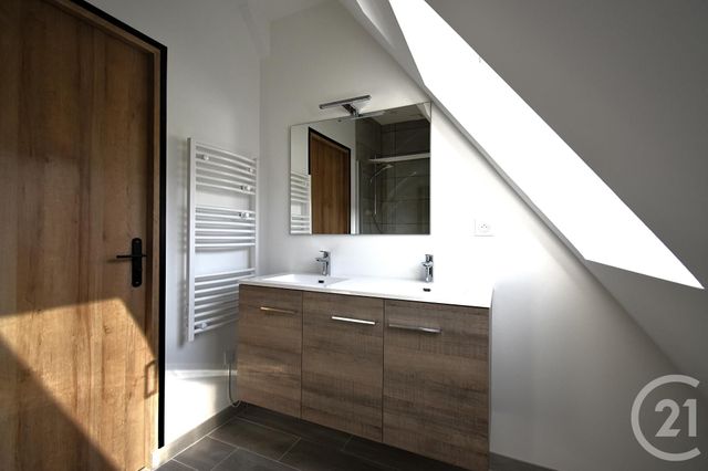 Maison &agrave; louer - 2 pi&egrave;ces - 42,42 m2 - Nuille Sur Vicoin - 53 - PAYS-DE-LOIRE