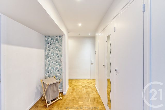 Appartement F5 &agrave; louer - 5 pi&egrave;ces - 103 m2 - Laval - 53 - PAYS-DE-LOIRE