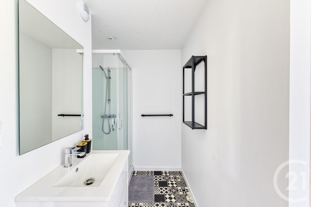 Appartement F5 &agrave; louer - 5 pi&egrave;ces - 103 m2 - Laval - 53 - PAYS-DE-LOIRE