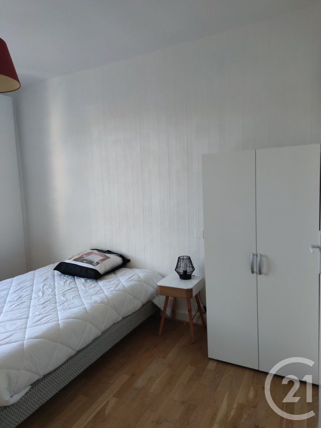 Appartement Chambre &agrave; louer - 5 pi&egrave;ces - 90 m2 - Laval - 53 - PAYS-DE-LOIRE