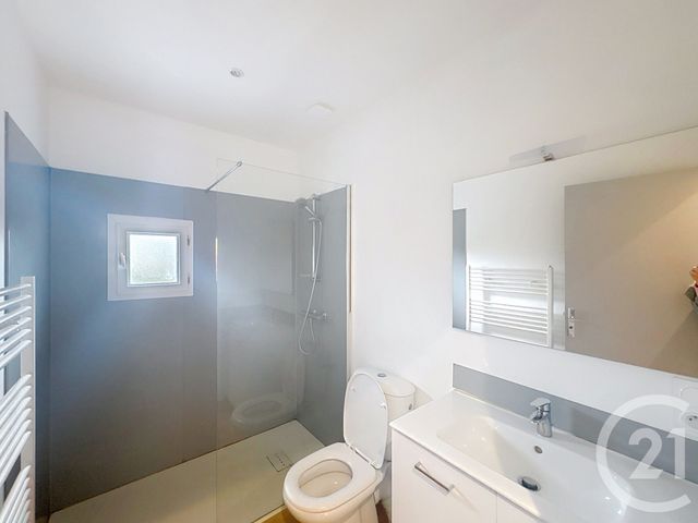 Maison &agrave; louer - 6 pi&egrave;ces - 121,40 m2 - Torce Viviers En Charnie - 53 - PAYS-DE-LOIRE