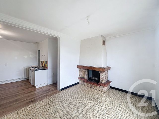 Maison &agrave; louer - 6 pi&egrave;ces - 121,40 m2 - Torce Viviers En Charnie - 53 - PAYS-DE-LOIRE