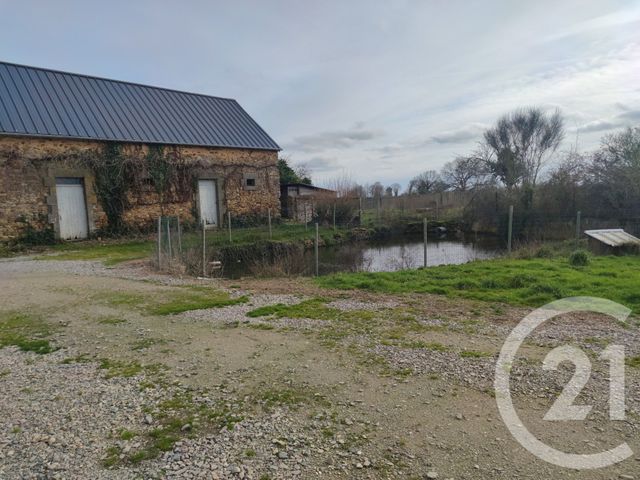 Maison &agrave; louer - 4 pi&egrave;ces - 114,63 m2 - Cosmes - 53 - PAYS-DE-LOIRE