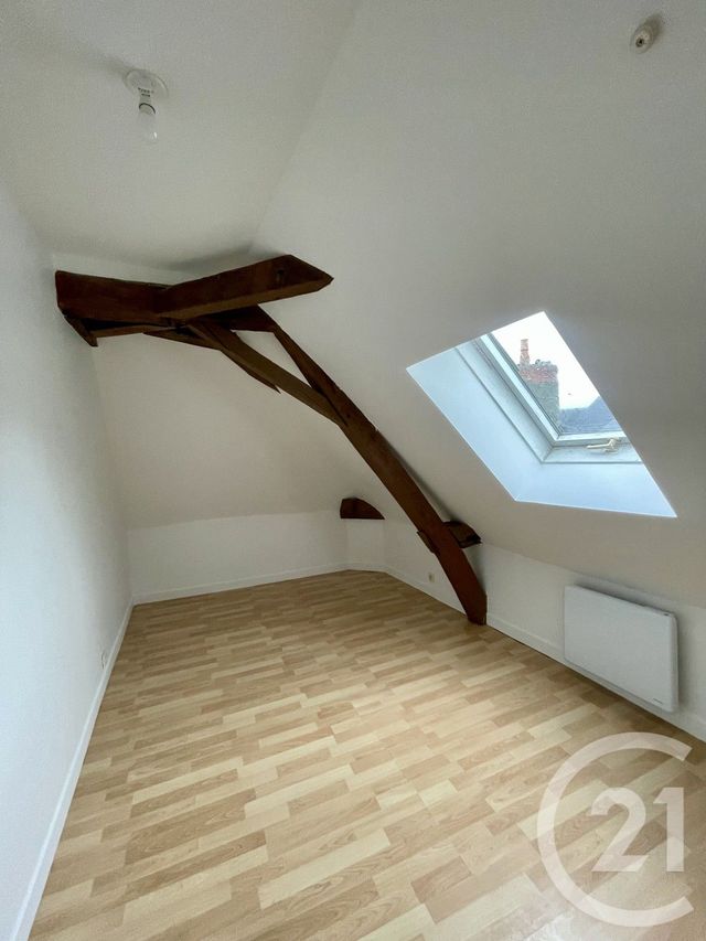 Maison &agrave; louer - 4 pi&egrave;ces - 54,89 m2 - Meslay Du Maine - 53 - PAYS-DE-LOIRE