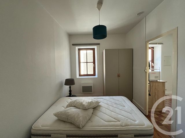 Appartement T2 &agrave; louer - 2 pi&egrave;ces - 30 m2 - Laval - 53 - PAYS-DE-LOIRE