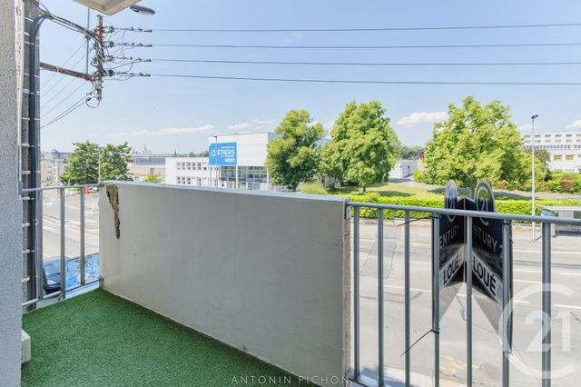 Appartement Chambre &agrave; louer - 5 pi&egrave;ces - 103 m2 - Laval - 53 - PAYS-DE-LOIRE