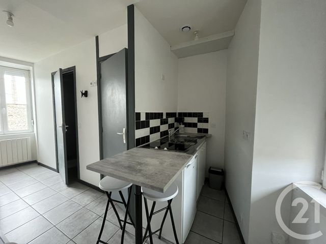 Appartement Studio à louer LAVAL