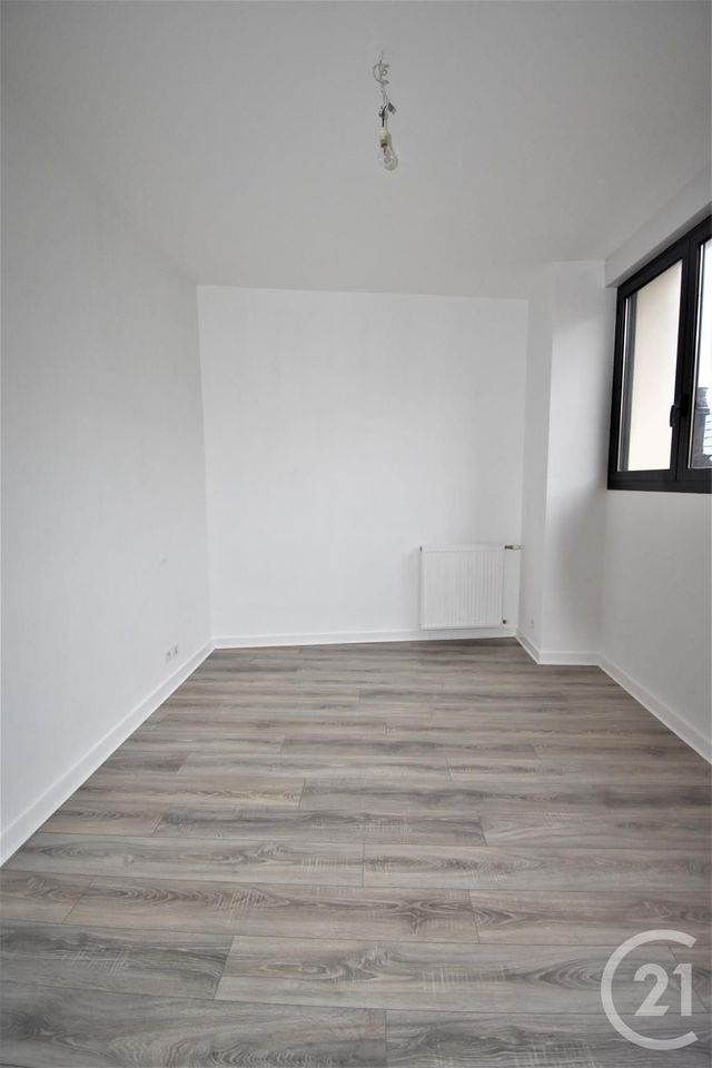 Appartement F2 &agrave; louer - 2 pi&egrave;ces - 47,66 m2 - Laval - 53 - PAYS-DE-LOIRE