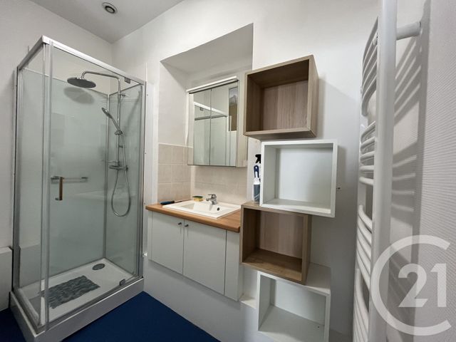 Appartement T2 &agrave; louer - 2 pi&egrave;ces - 42,54 m2 - Laval - 53 - PAYS-DE-LOIRE