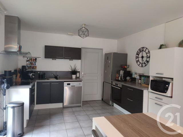 Maison &agrave; louer - 5 pi&egrave;ces - 100,70 m2 - St Berthevin - 53 - PAYS-DE-LOIRE