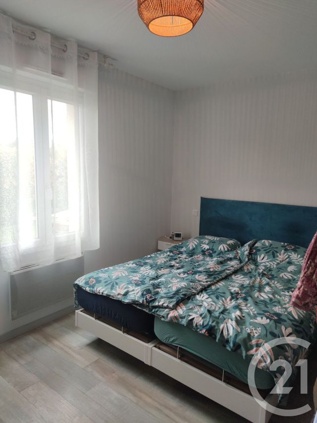 Maison &agrave; louer - 5 pi&egrave;ces - 100,70 m2 - St Berthevin - 53 - PAYS-DE-LOIRE