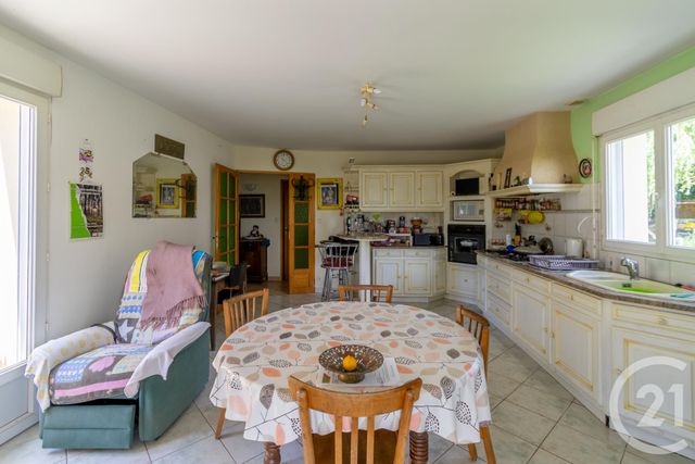 Maison &agrave; vendre - 7 pi&egrave;ces - 250 m2 - Evron - 53 - PAYS-DE-LOIRE