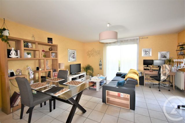 Maison &agrave; louer - 5 pi&egrave;ces - 78,99 m2 - Laval - 53 - PAYS-DE-LOIRE